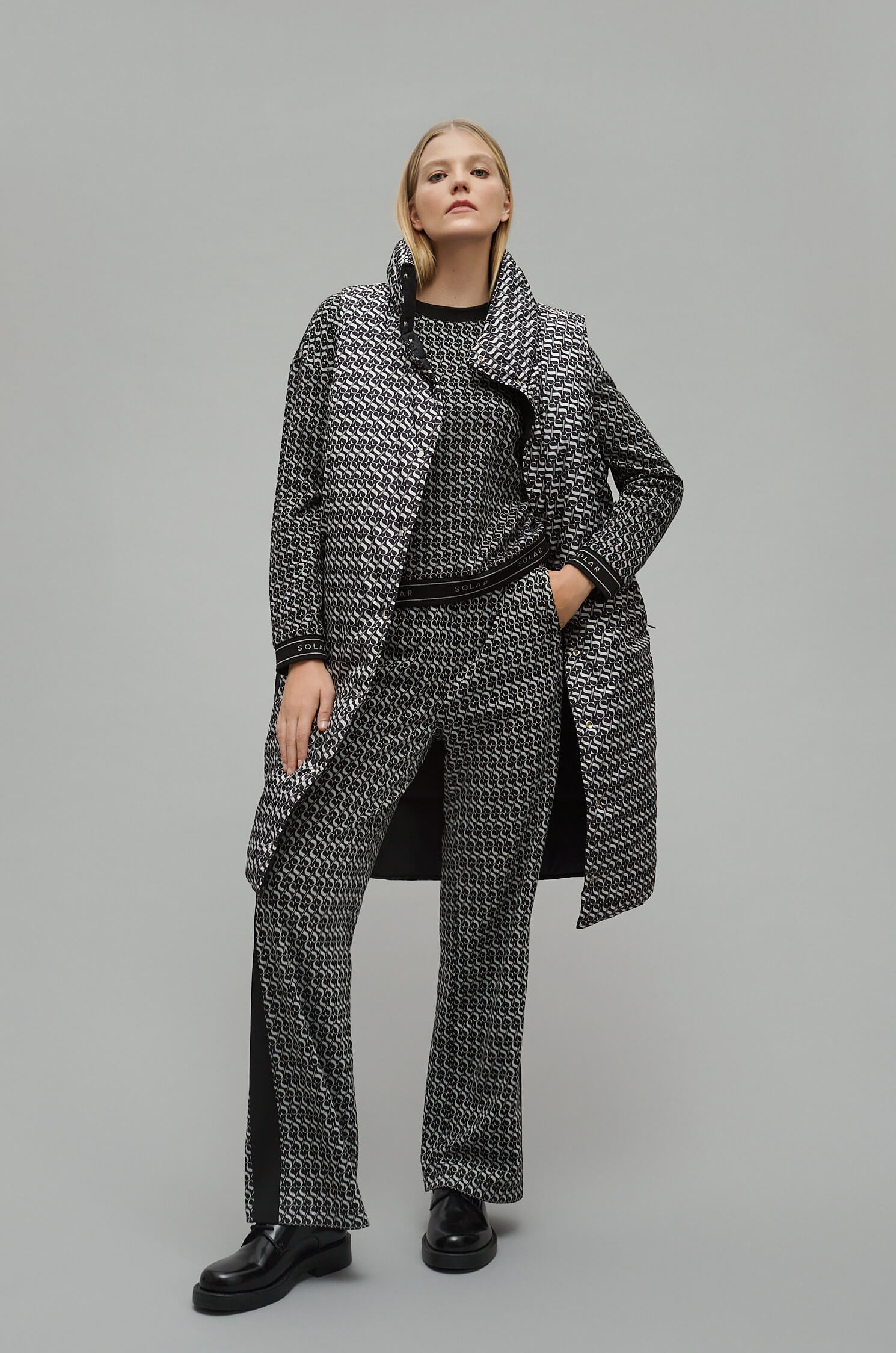 Bluza z autorskim wzorem