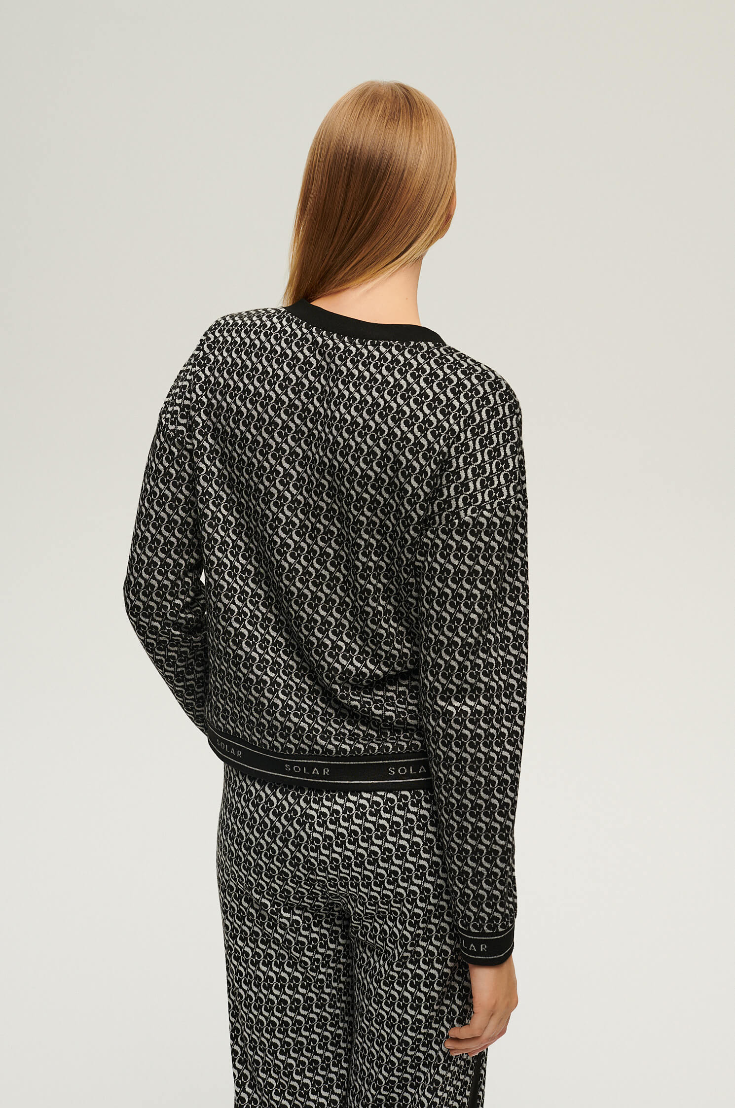 Bluza z autorskim wzorem