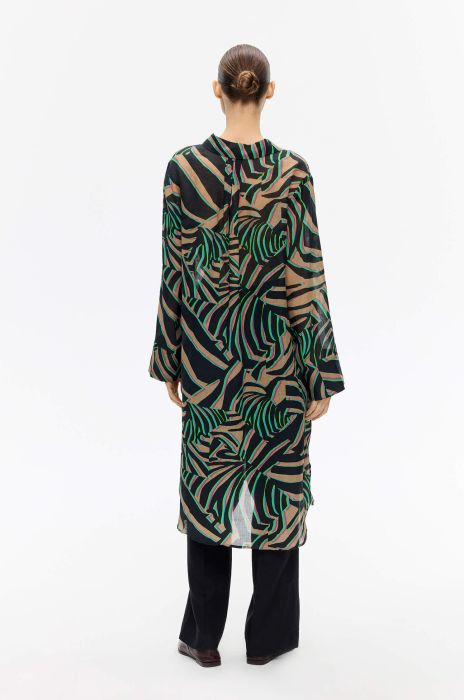 Koszula oversize w zwierzęcy print Solar Obraz 4