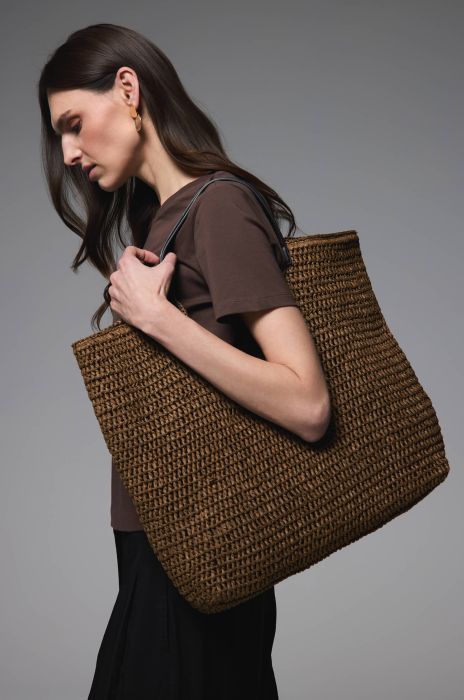 Brązowa pleciona torba typu shopper Solar Obraz 2