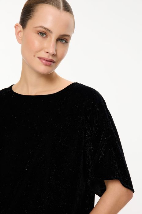 Czarna bluzka z połyskującą nitką Solar Obraz 3