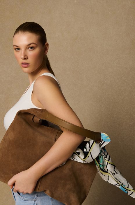 Jedwabna apaszka z autorskim printem wenus Solar Obraz 2