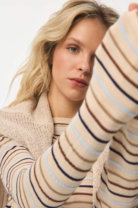 Dzianinowa bluzka w poziome paski Solar Obraz 2