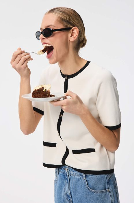 Bluzka z kontrastowymi wykończeniami Solar Obraz 1