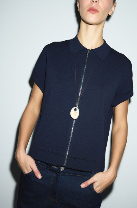 Dzianinowa bluzka z kołnierzykiem zapinana na zame Solar Obraz 3