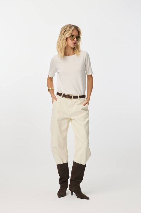 Dzianinowa bluzka z ozdobnym wykończeniem Solar Obraz 3