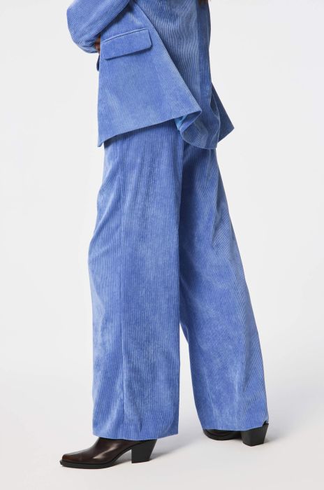 Błękitne spodnie ze sztruksowego materiału Solar Obraz 3