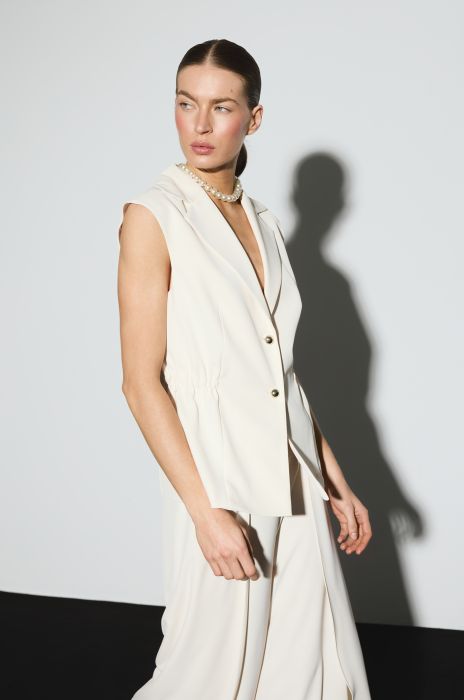 Taliowana kamizelka zapinana na guziki Solar Obraz 3