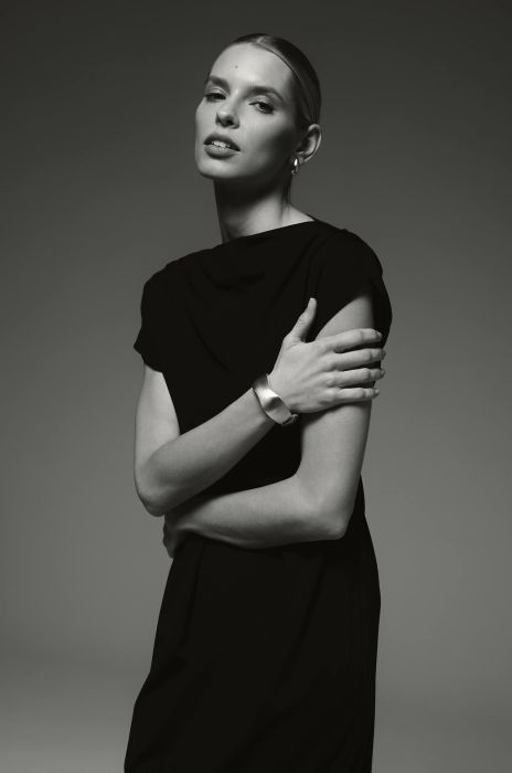 Elastyczna sukiekna z wiskozą Solar Obraz 3