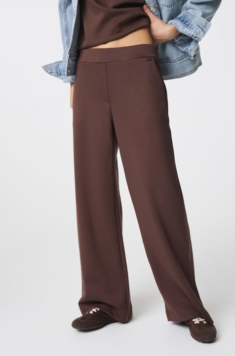 Brązowe spodnie z dzianiny Solar Obraz 2