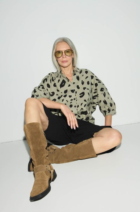 Bluzka khaki ze zwierzęcym printem Solar Obraz 1