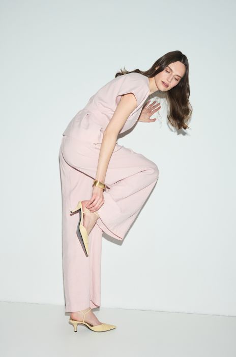 Pudroworóżowe spodnie wide leg Solar Obraz 1