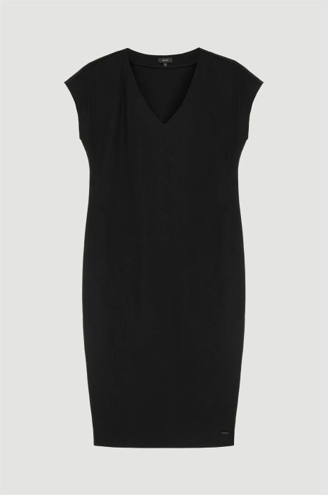 Czarna dopasowana sukienka Solar Obraz 4