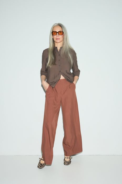 Spodnie w kolorze terakota Solar Obraz 1