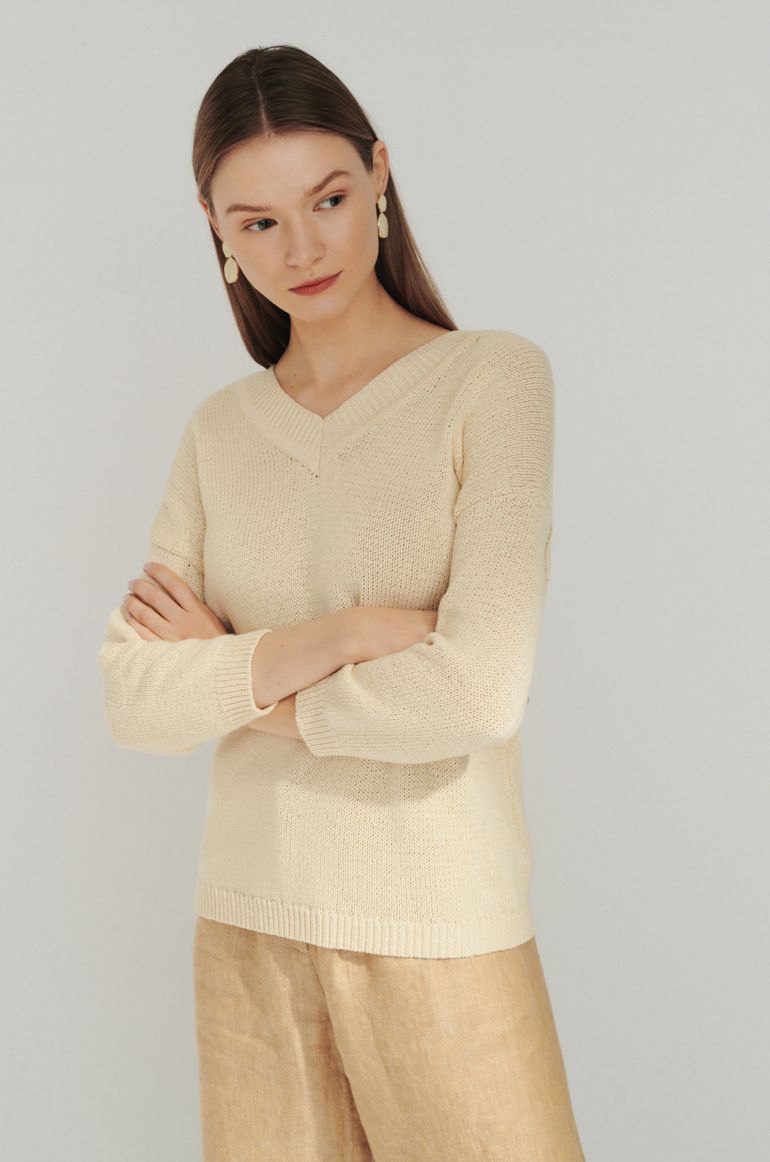 Sweter z koronką