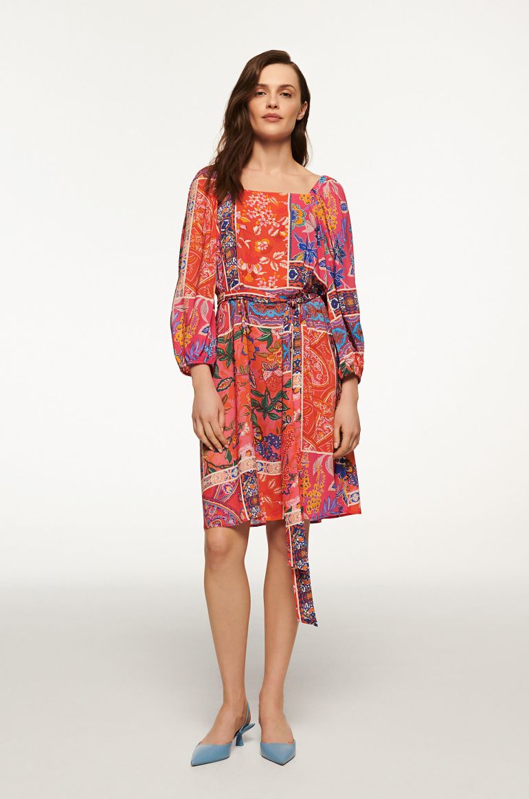Sukienka z wzorem patchwork