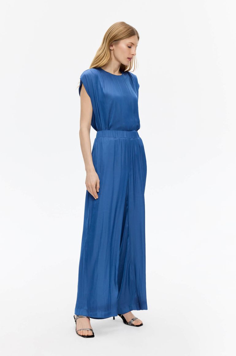 Niebieskie spodnie wide leg