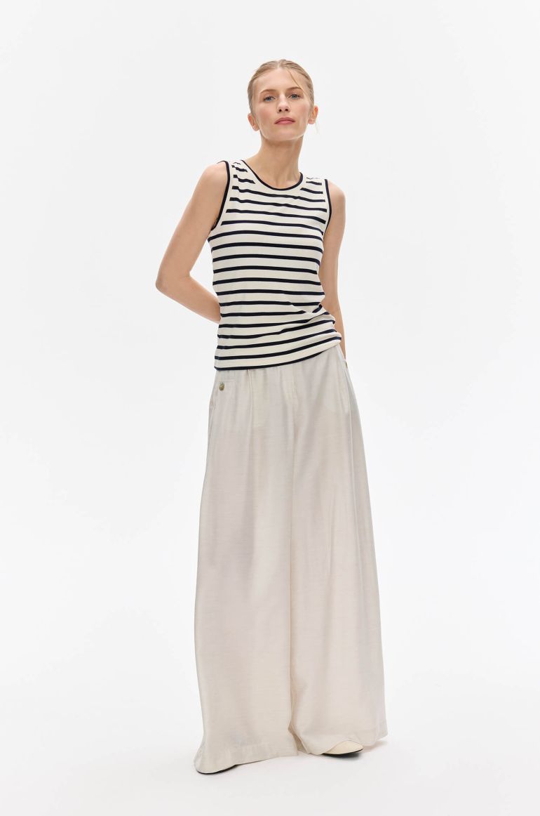 Trykotowy top w paski