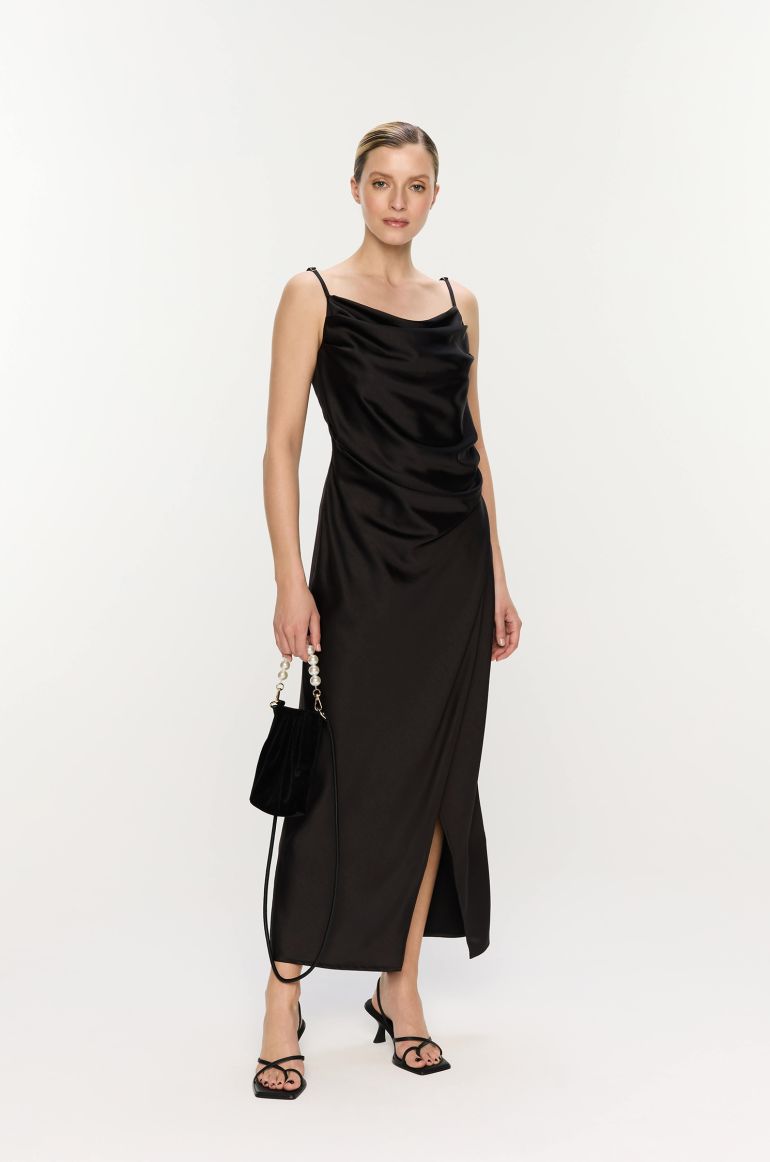 Drapowana sukienka maxi