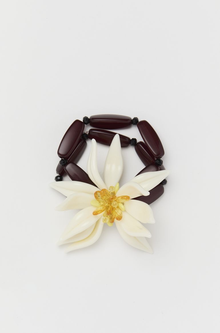 Bransoletka z kwiatem