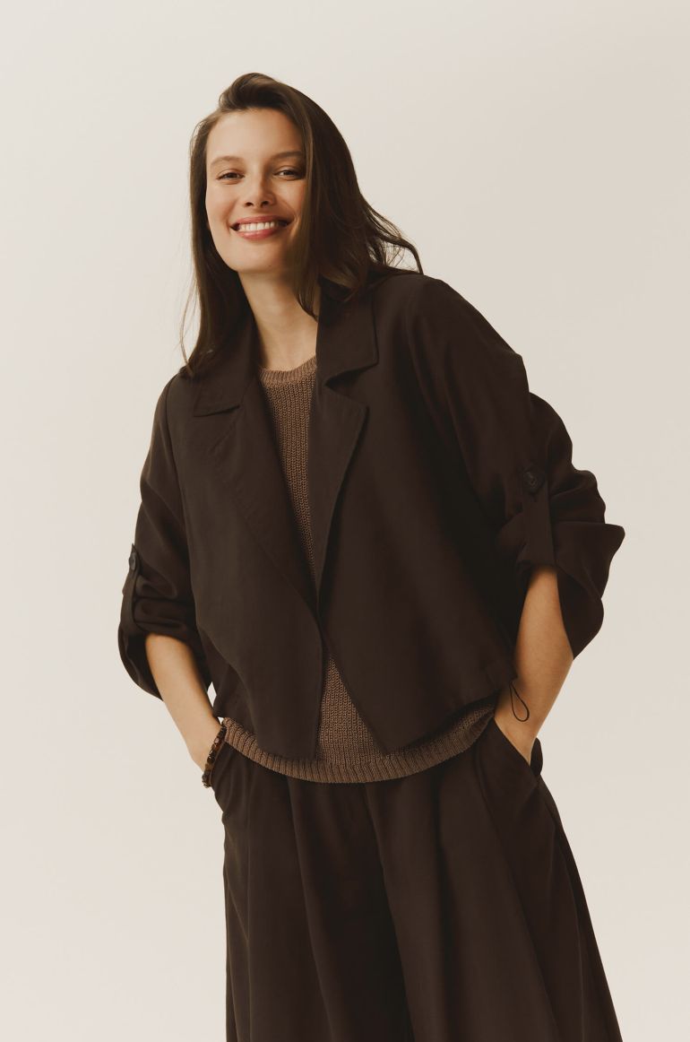 Brązowa kurtka z bawełnianą podszewką