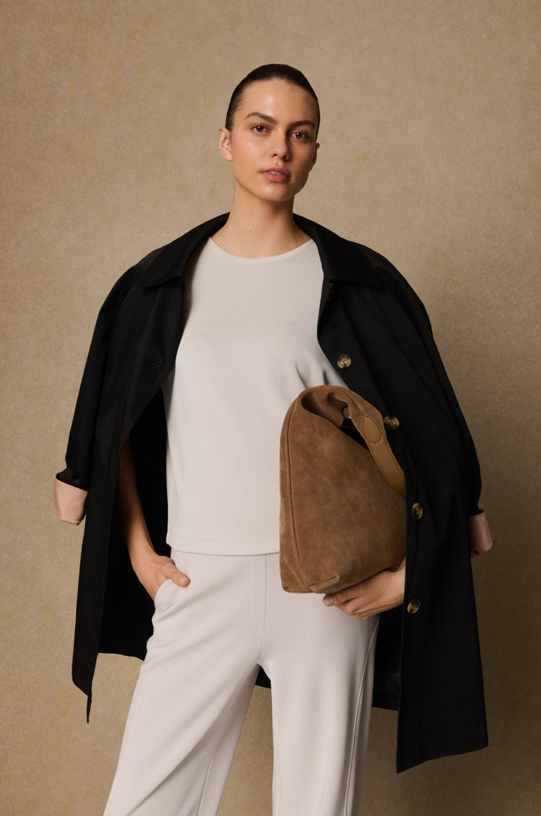 Beżowa bluzka z krótkim rękawem