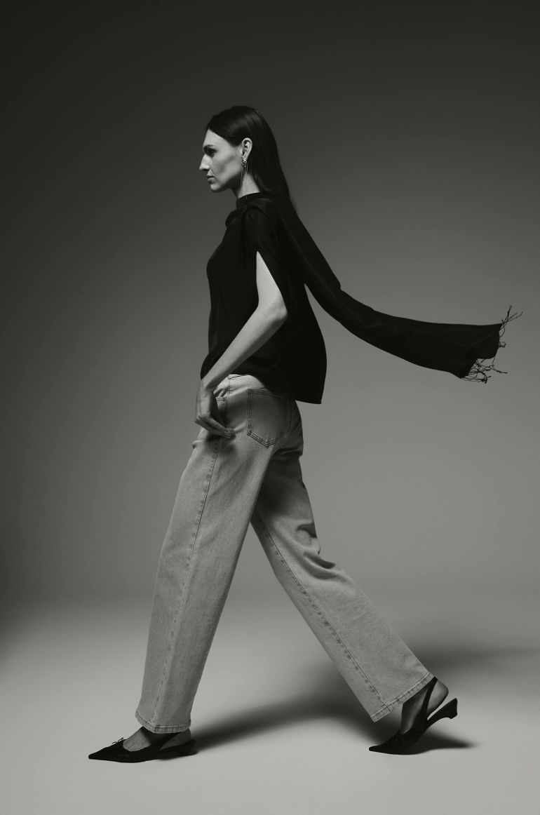 Jedwabny szal z frędzlami