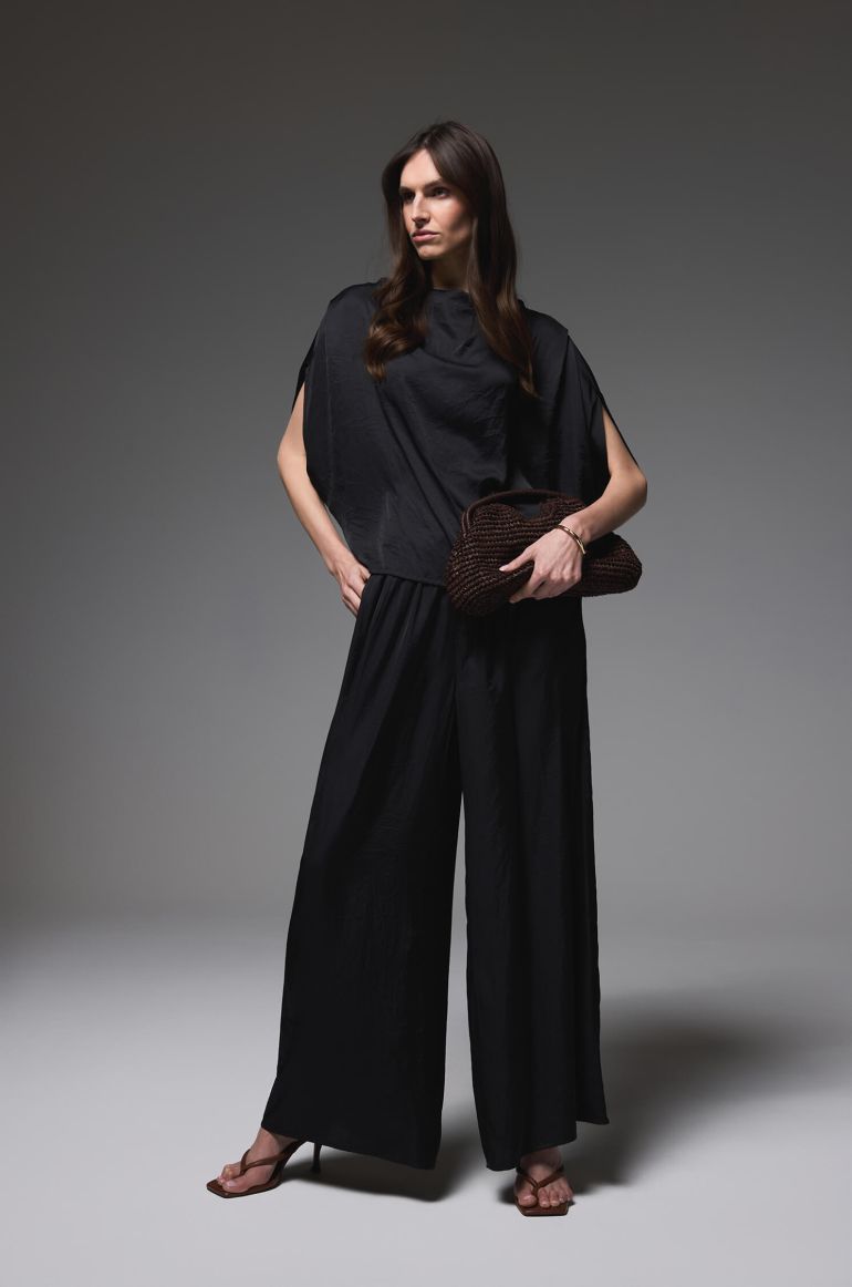 Satynowe czarne spodnie