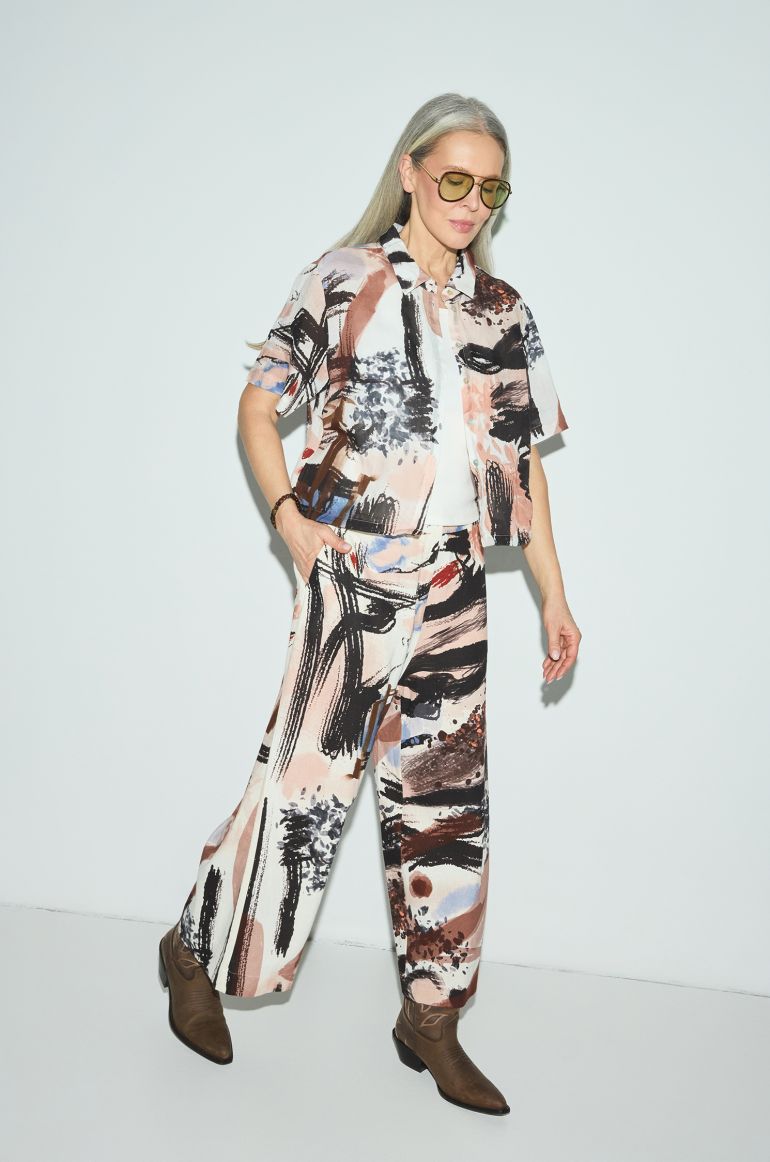 Spodnie z lnu i wiskozy z autorskim printem