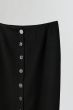 Ołówkowa spódnica z ozdobnymi guzikami Solar Obraz 4