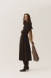 Brązowa sukienka midi Solar Obraz 1