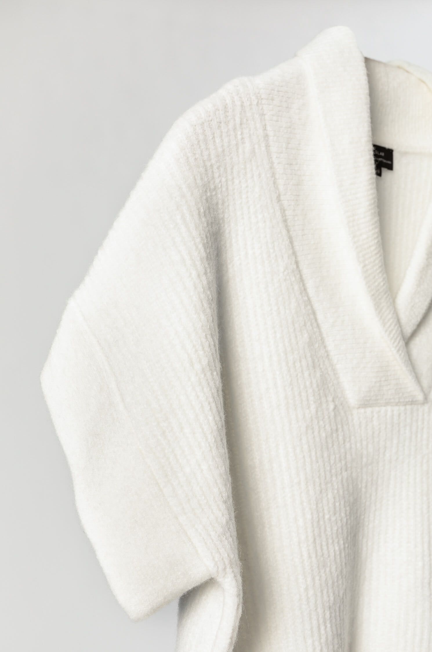 Kamizelka z dekoltem v Solar Obraz 5