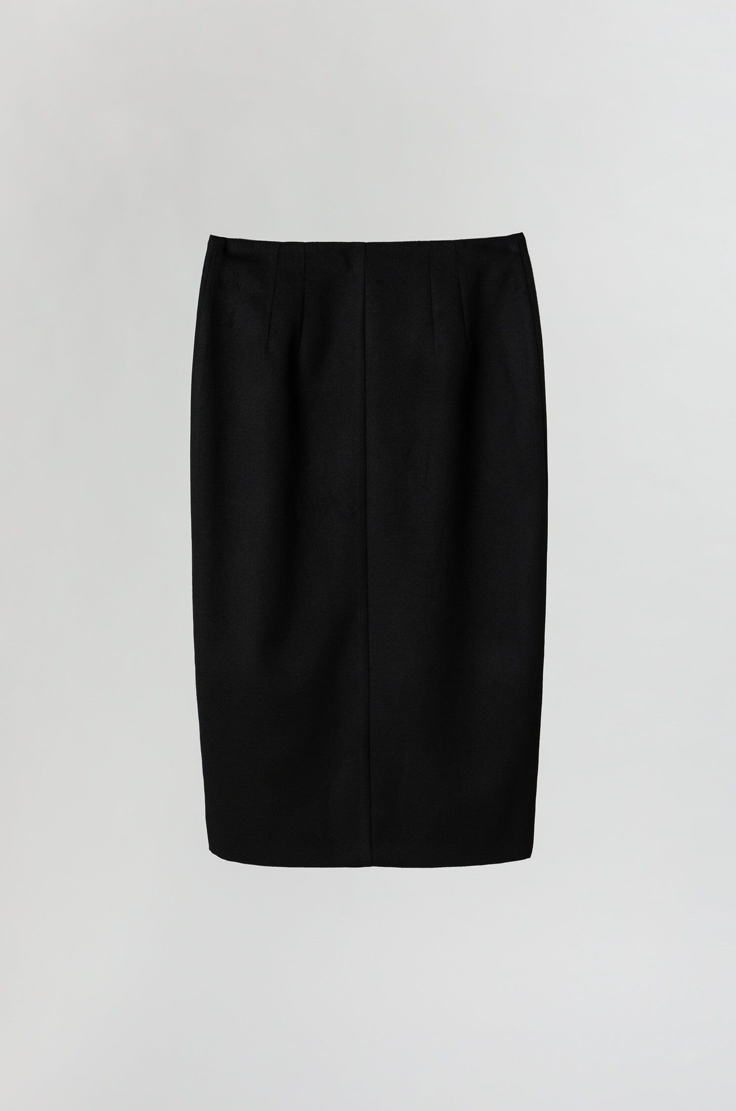 Ołówkowa spódnica z ozdobnymi guzikami Solar Obraz 3