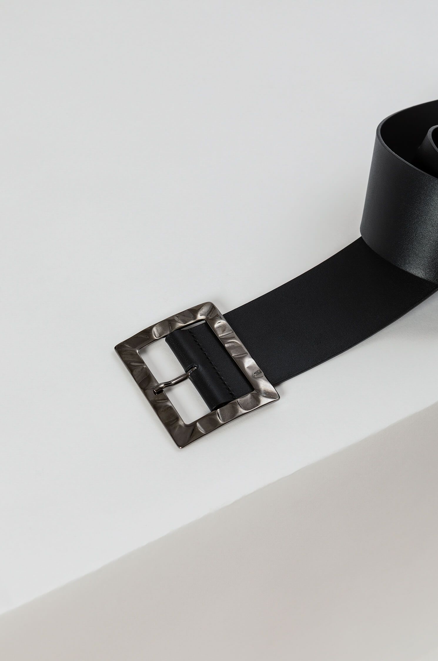 Skórzany pasek z kwadratową klamrą Solar Obraz 2