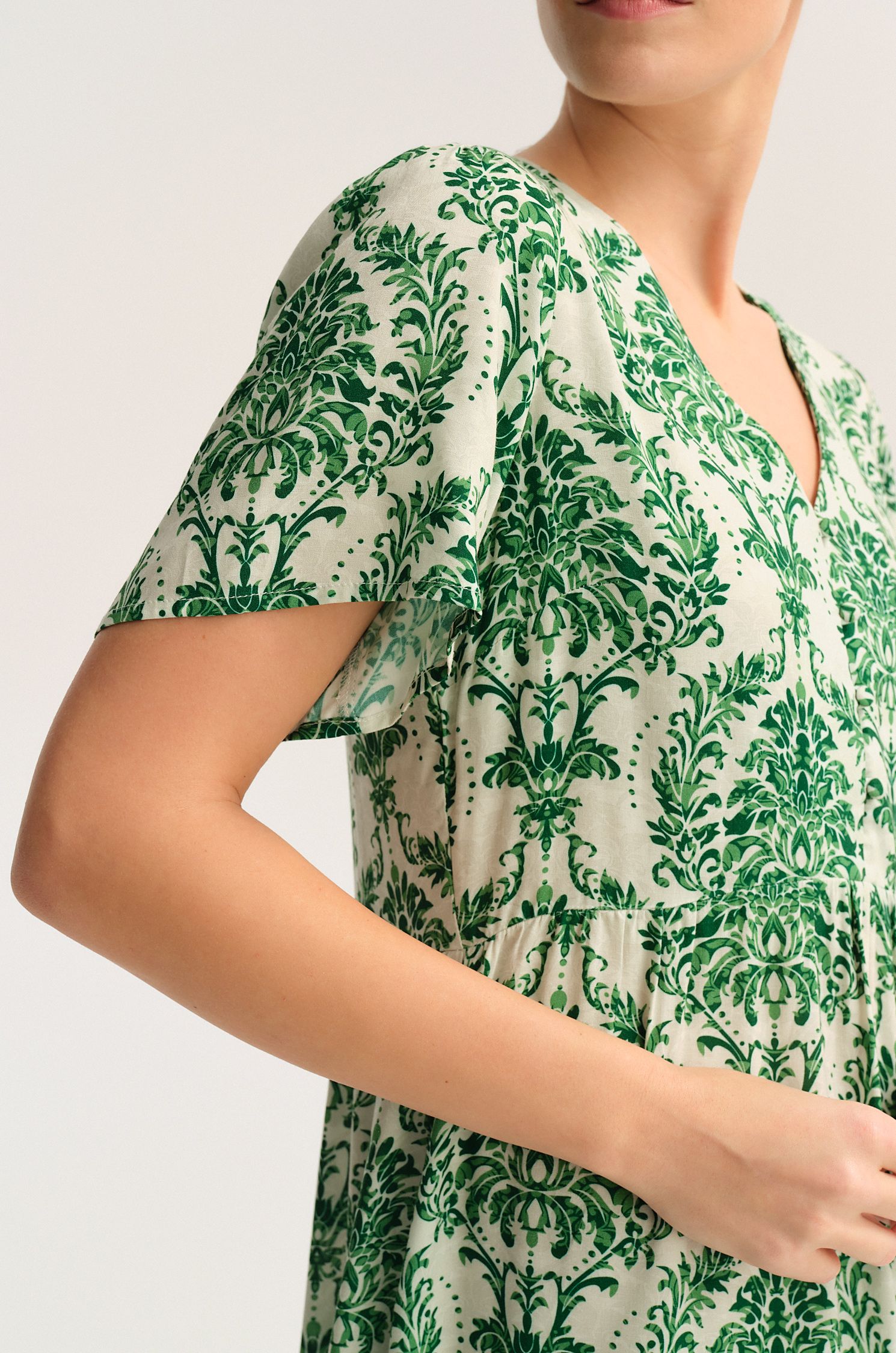 Wzorzysta sukienka mini z wiskozy Solar Obraz 3