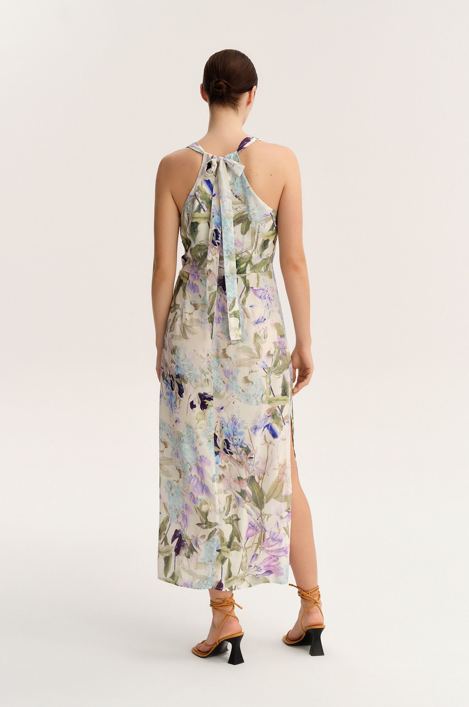 Sukienka z kwiatowym printem Solar Obraz 4