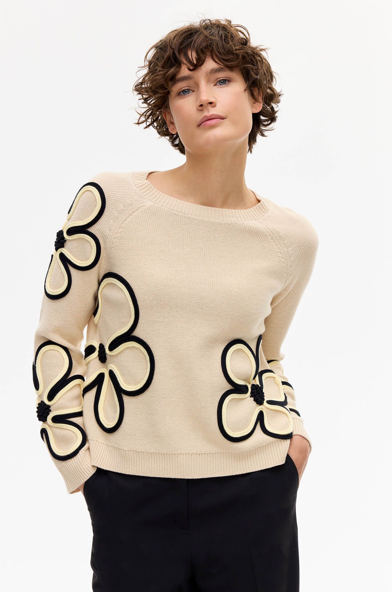 Beżowy sweter w kwiaty Solar Obraz 2