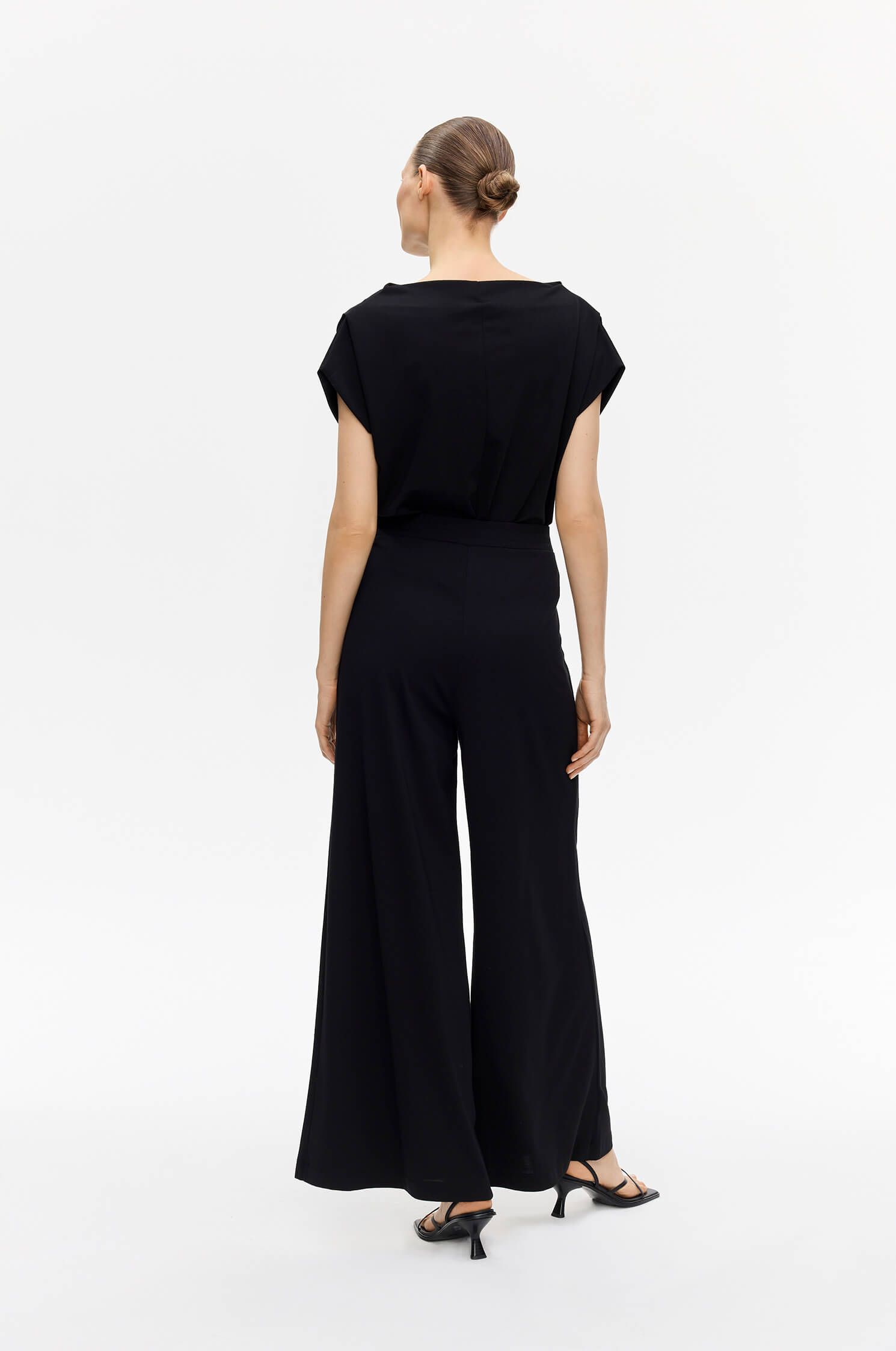 Czarne spodnie wide leg Solar Obraz 4