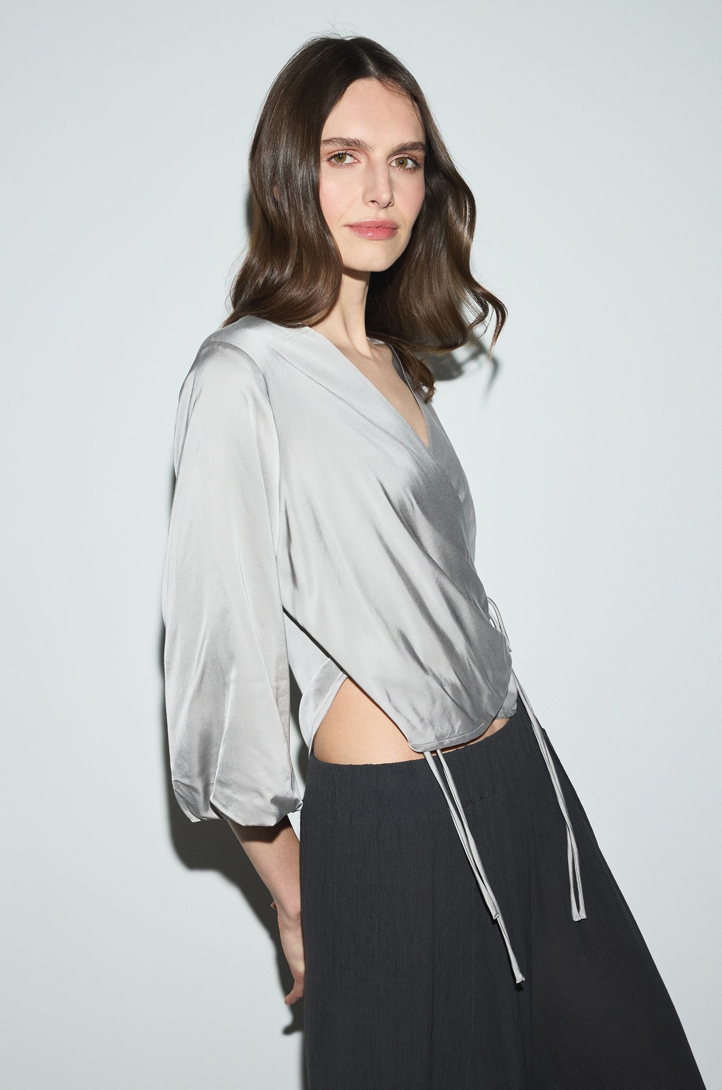 Kopertowa bluzka z wiązaniem Solar Obraz 2