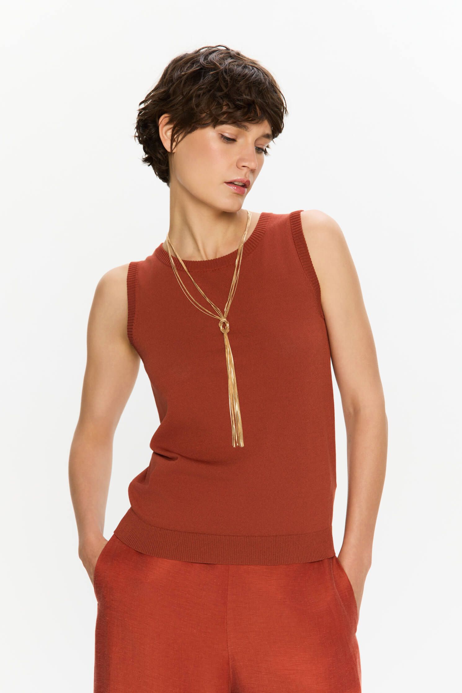 Dzianinowy top z ozdobnym ściegiem Solar Obraz 2