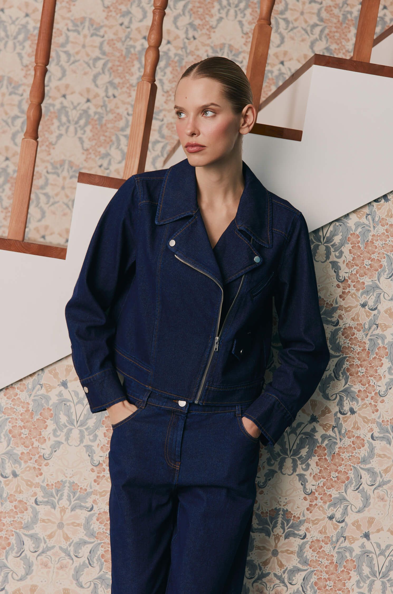 Kurtka z ciemnego jeansu Solar Obraz 1