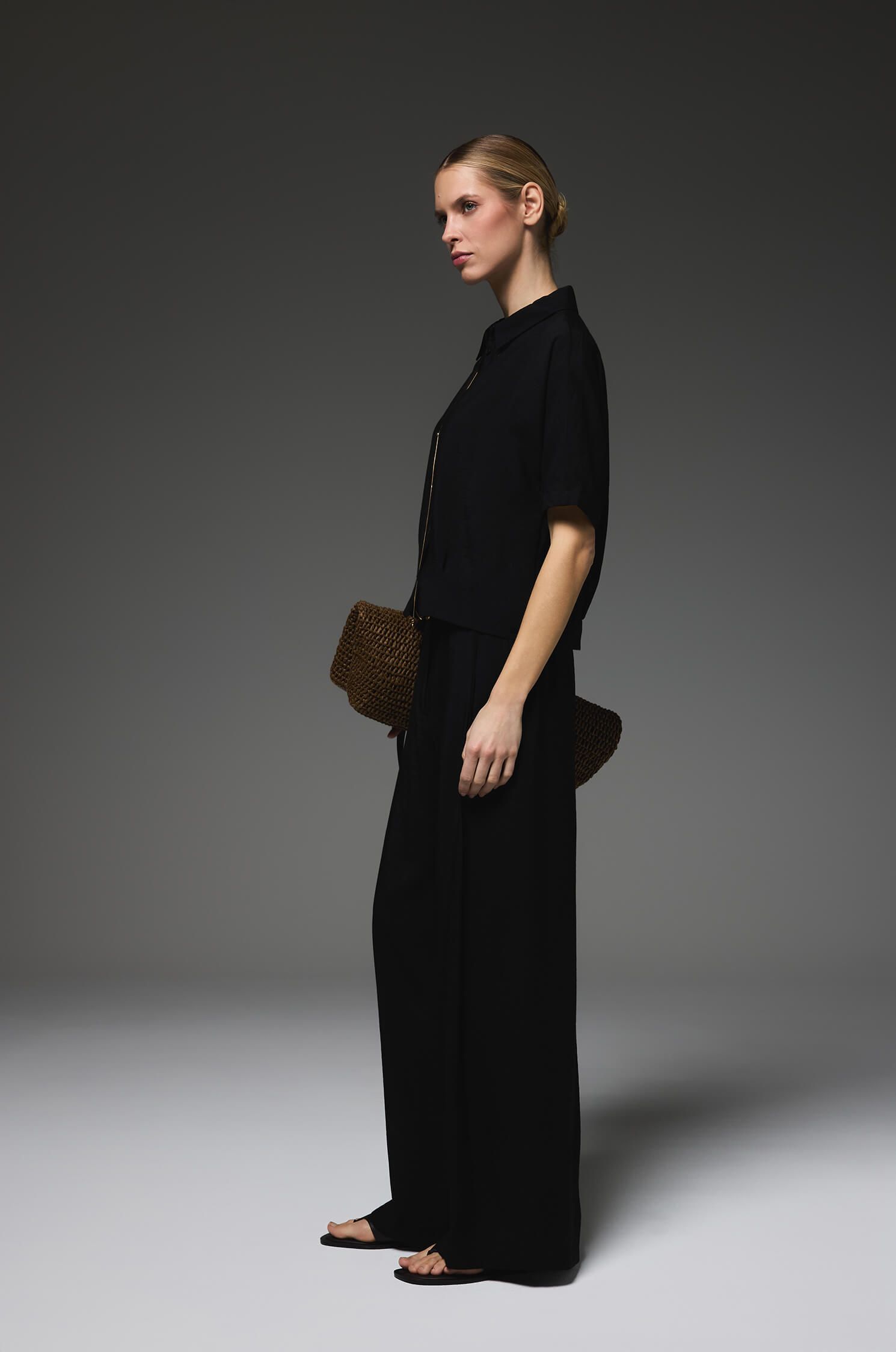 Spodnie wide leg z wiskozy Solar Obraz 1