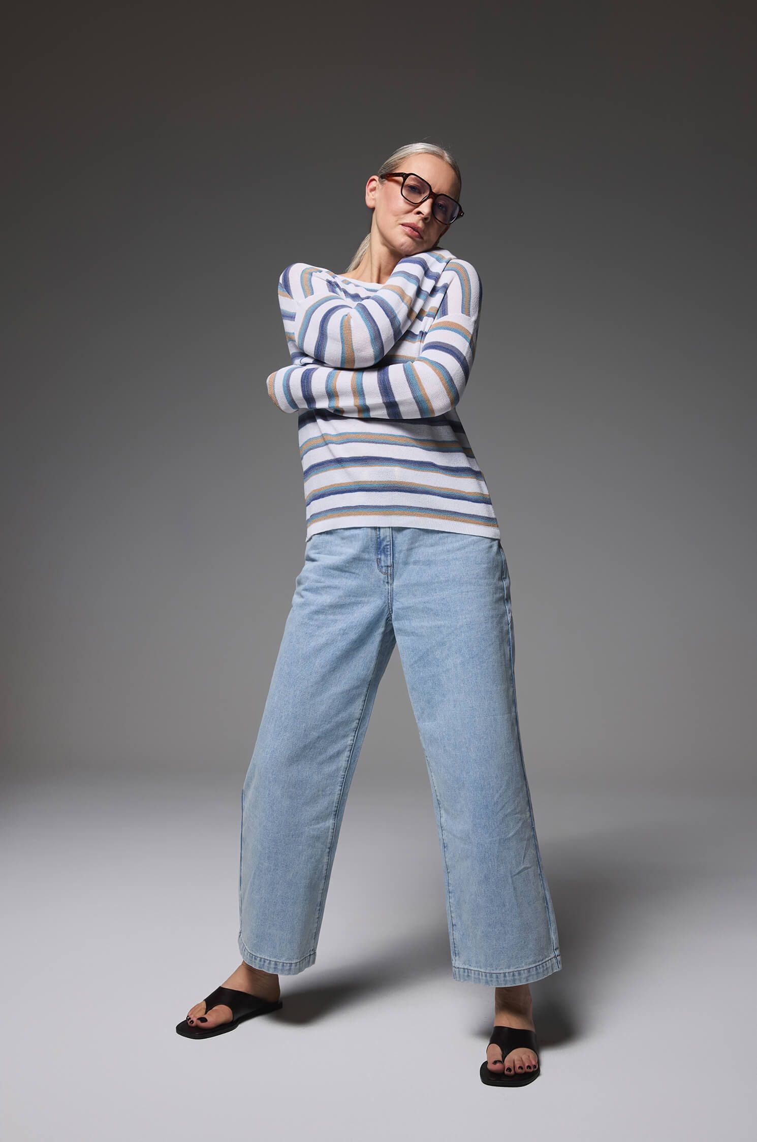 Dzianinowa bluzka w kolorowe pasy Solar Obraz 2