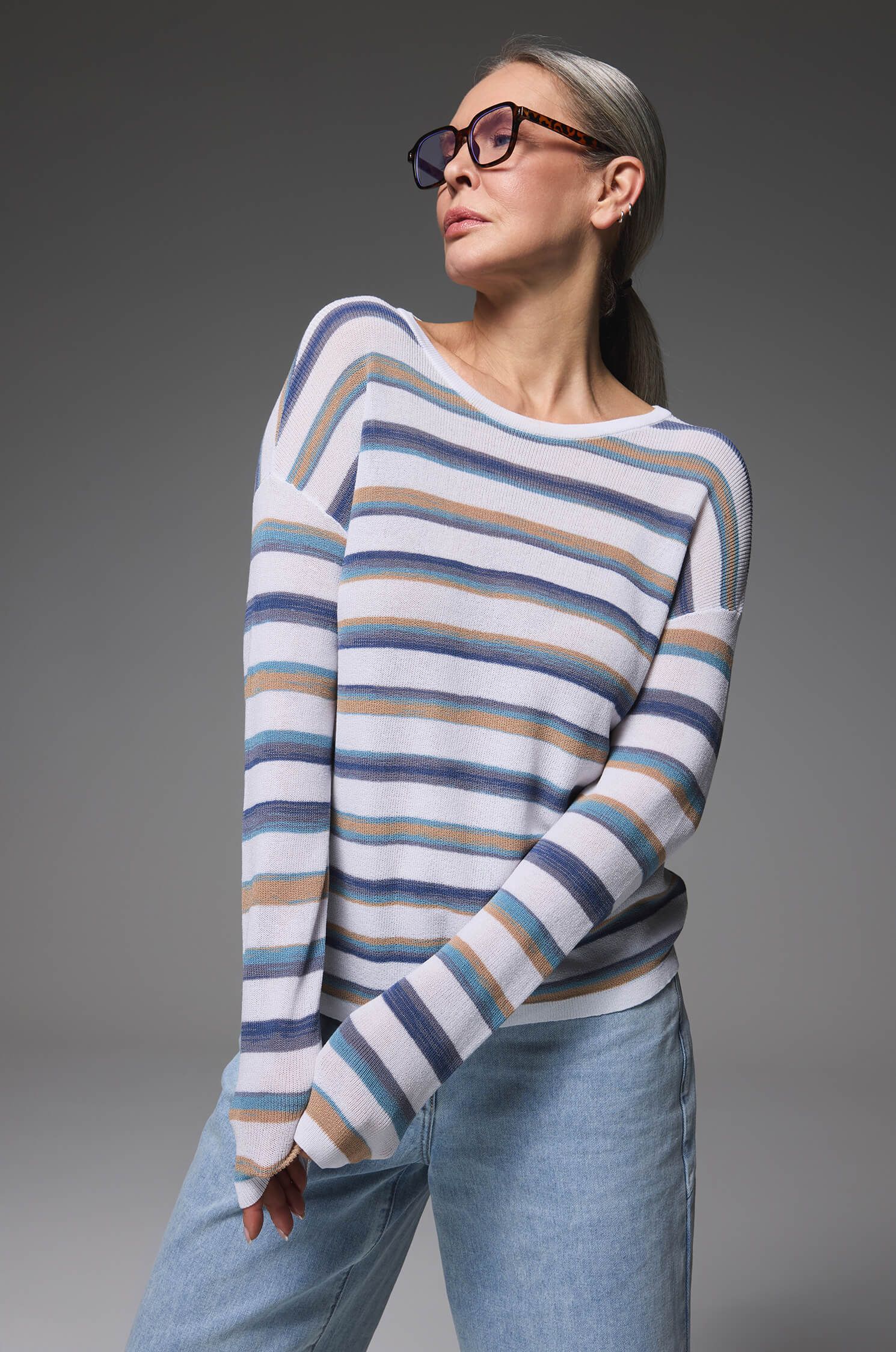 Dzianinowa bluzka w kolorowe pasy Solar Obraz 3