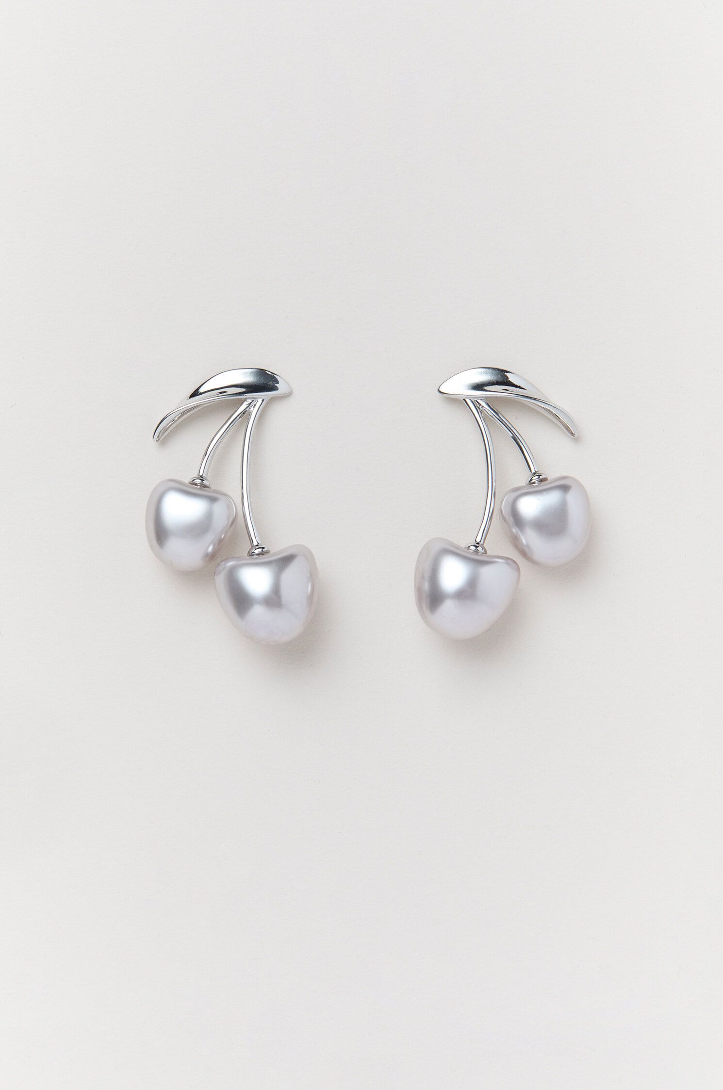 Srebrne kolczyki w kształcie wiśni Solar Obraz 2