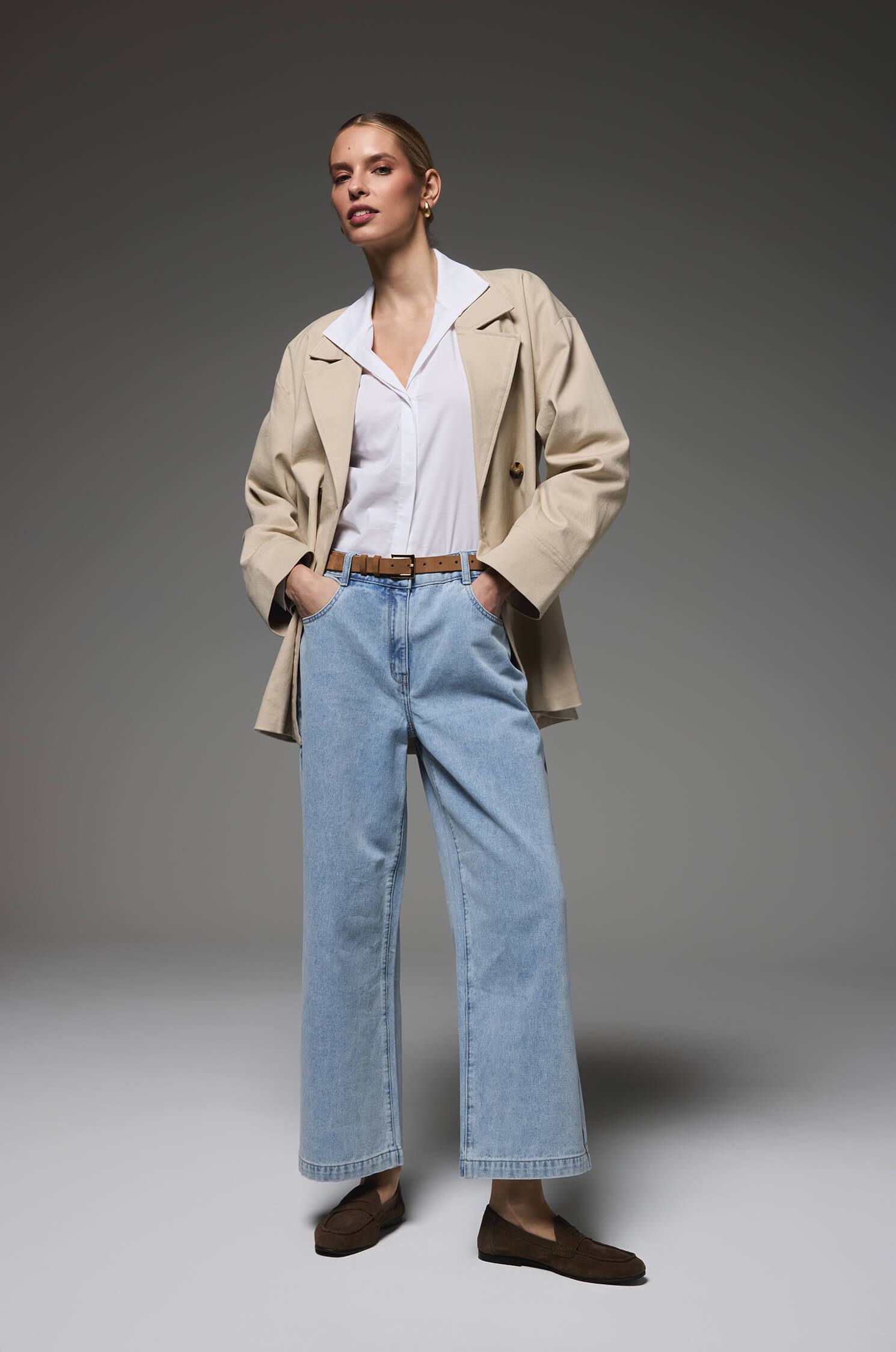 Beżowy płaszcz z dwurzędowym zapięciem Solar Obraz 2