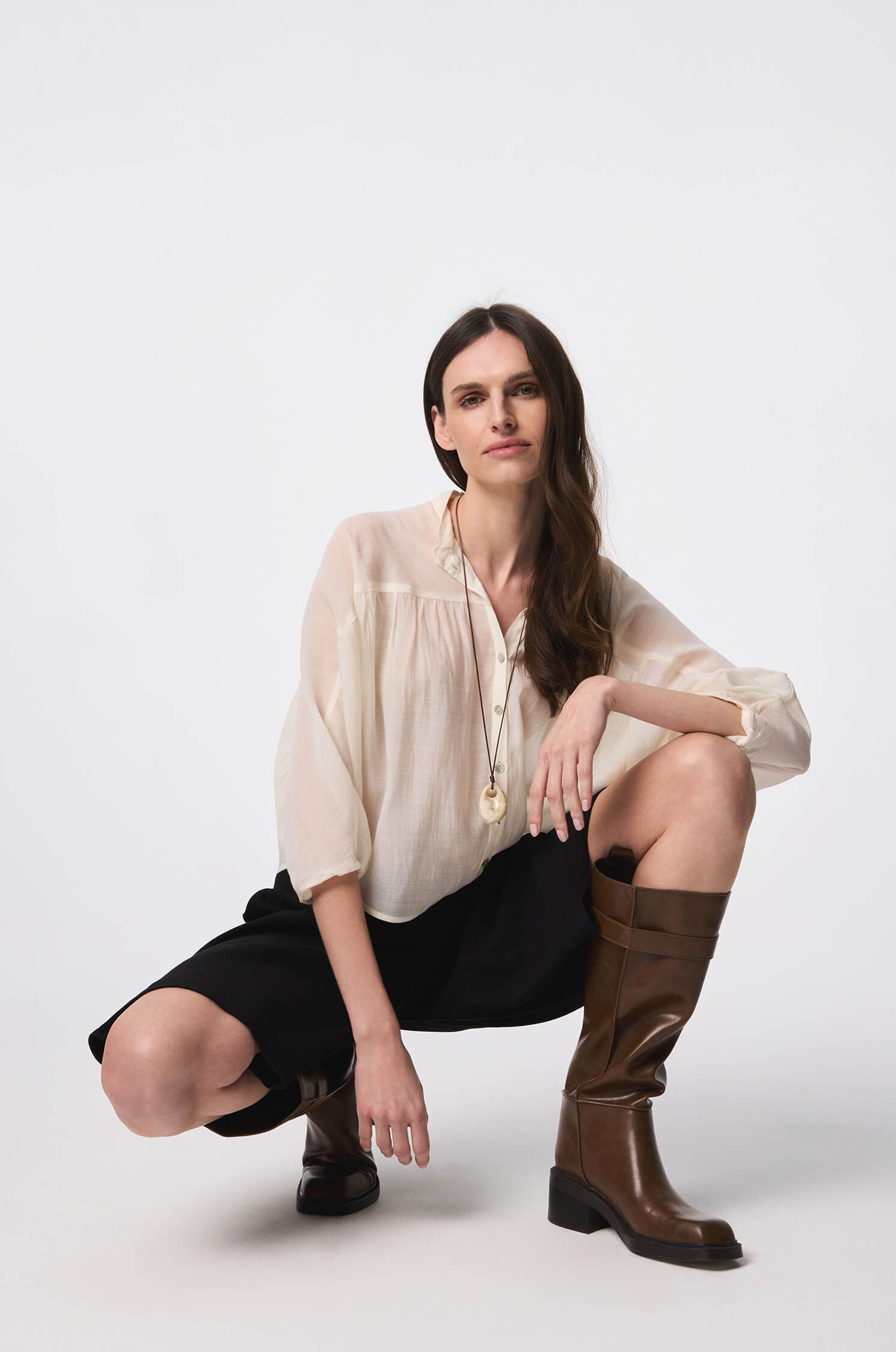 Szyfonowa koszula ze stójką Solar Obraz 3