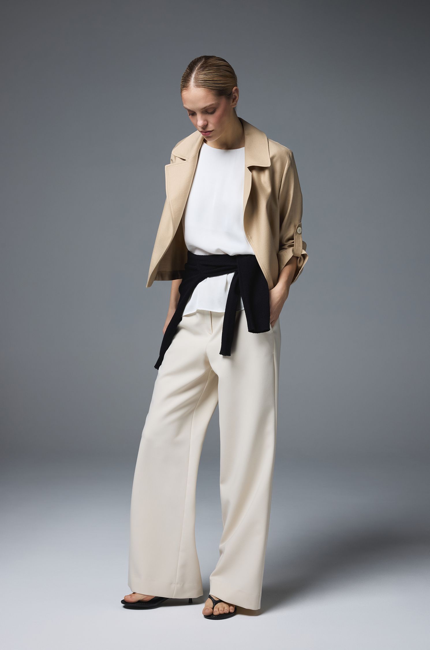 Lekka ciepłobeżowa kurtka Solar Obraz 2