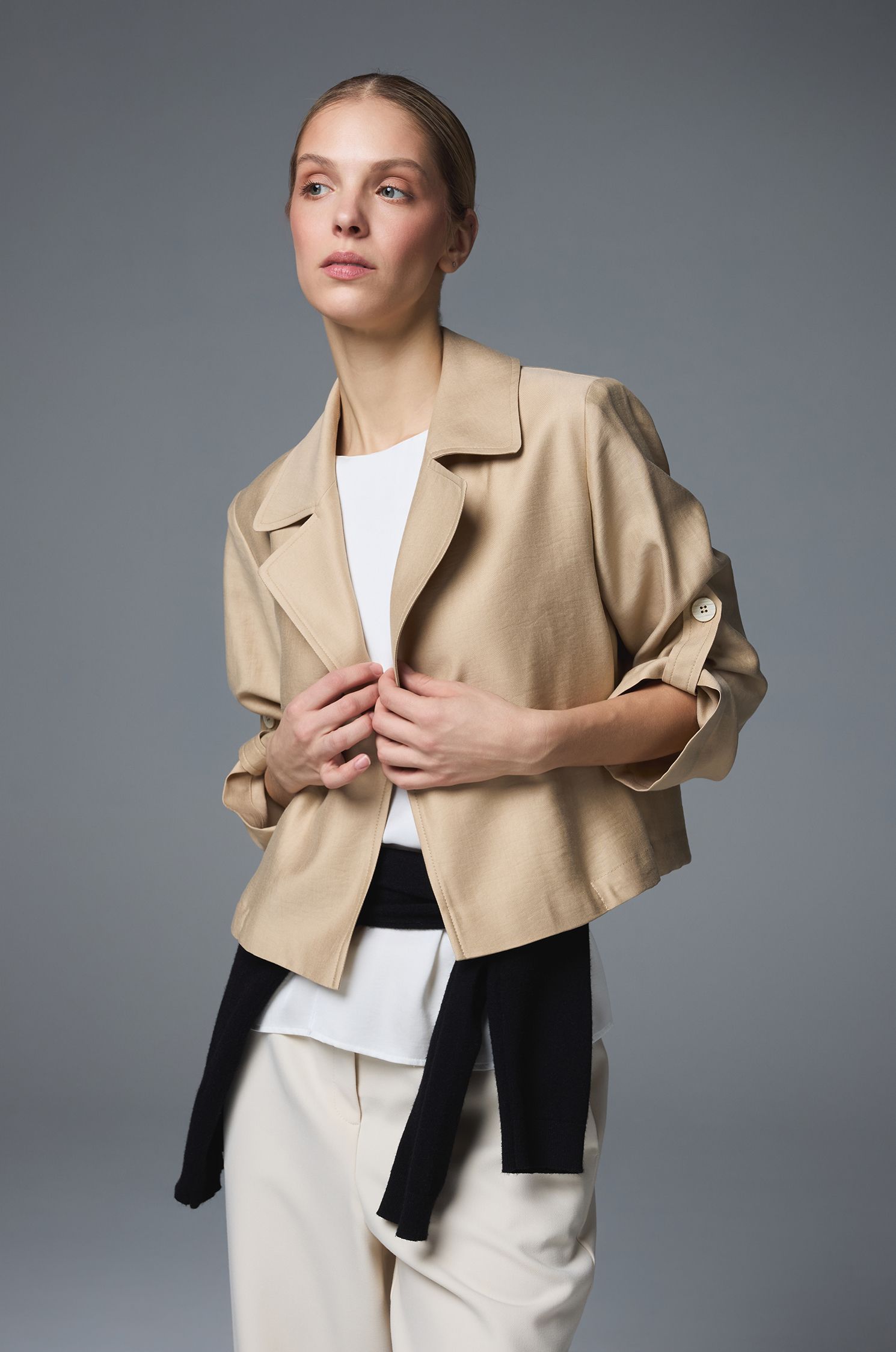 Lekka ciepłobeżowa kurtka Solar Obraz 1