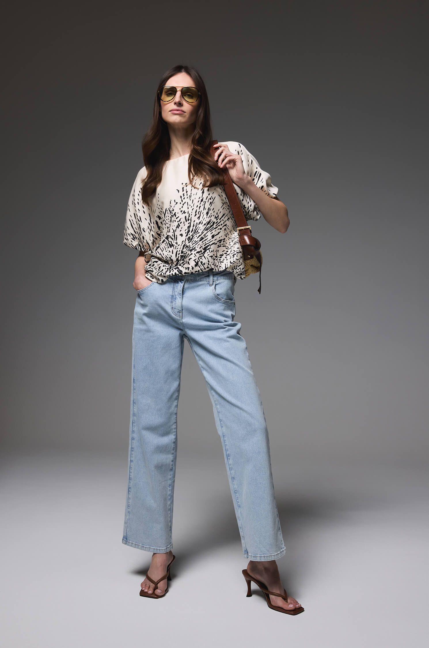 Wiskozowa bluzka z bufkami i printem Solar Obraz 2